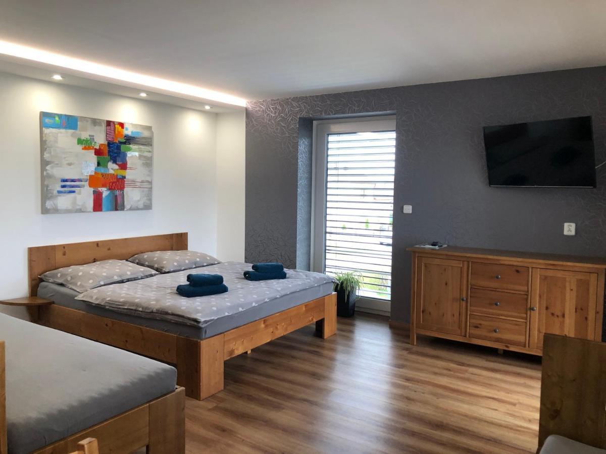 Dolni Benesov Anico Apartmany מראה חיצוני תמונה