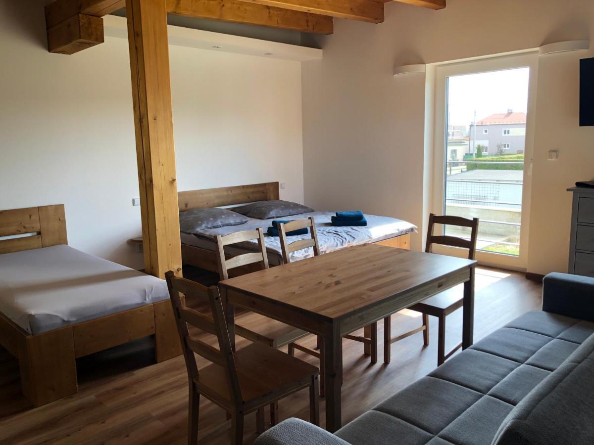 Dolni Benesov Anico Apartmany מראה חיצוני תמונה