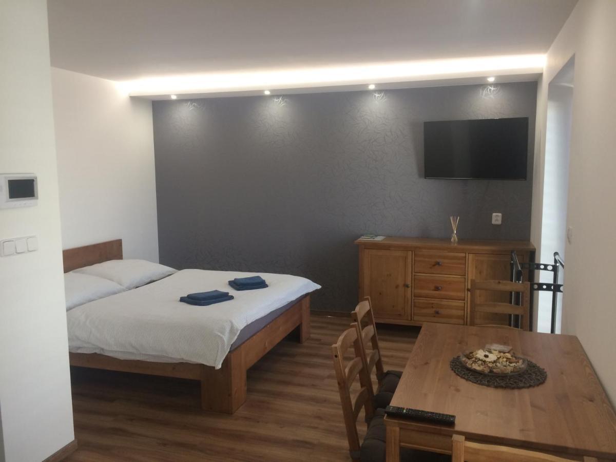 Dolni Benesov Anico Apartmany מראה חיצוני תמונה